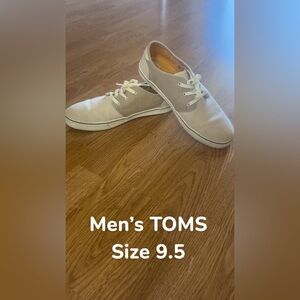TOMS Men's Tan Canvas Sneakers